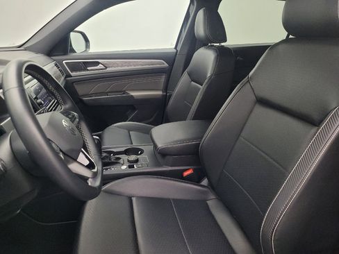 Used 2022 Volkswagen Atlas Cross Sport SE AWD/4WD image 17