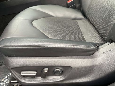 Used 2021 Toyota Camry XSE image 22