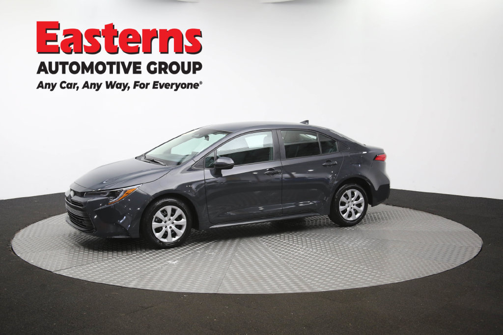 Used 2026 Toyota Corolla LE FWD image 59