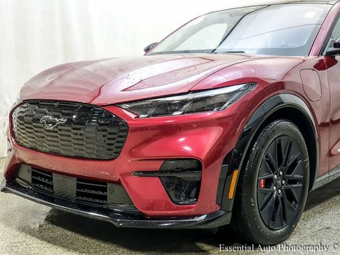 Used 2025 Ford Mustang Mach-E Premium w/ Sport Appearance Package image 4