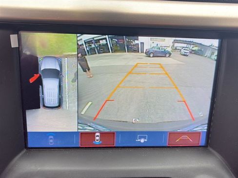 Used 2018 GMC Acadia Denali w/ Technology Package image 21