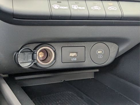 Used 2025 Hyundai Elantra Sport FWD image 20