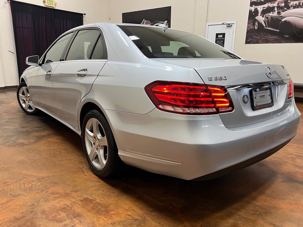 Used 2014 Mercedes-Benz E 350 4MATIC Sedan image 2