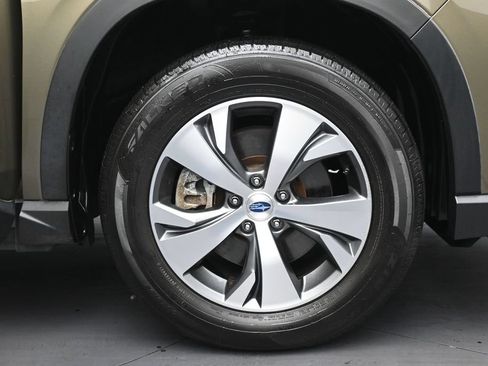 Used 2023 Subaru Ascent Premium w/ Convenience Package AWD/4WD image 32