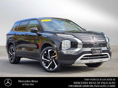 Used 2023 Mitsubishi Outlander SE