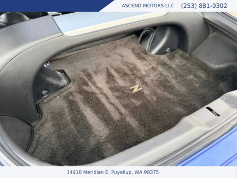 Used 2005 Nissan 350Z Enthusiast RWD image 16