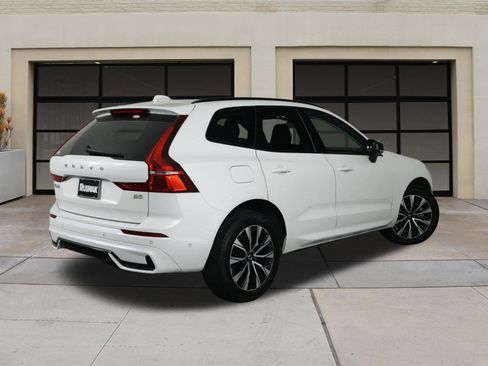 Certified 2023 Volvo XC60 B5 Plus w/ Climate Package FWD image 4