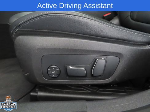 Used 2025 BMW 330i Sedan RWD image 12