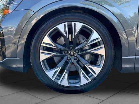 Used 2026 Audi Q8 Prestige AWD/4WD image 10