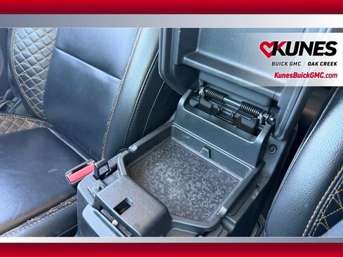 Used 2022 Jeep Wrangler Unlimited Sahara image 22