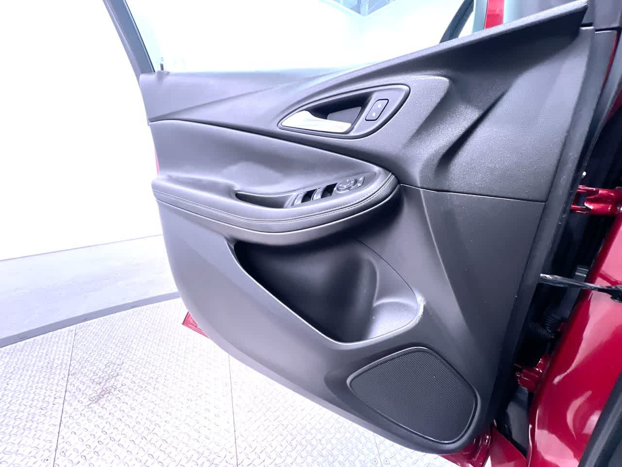 Used 2021 Buick Encore GX Select w/ Experience Buick Package FWD image 31