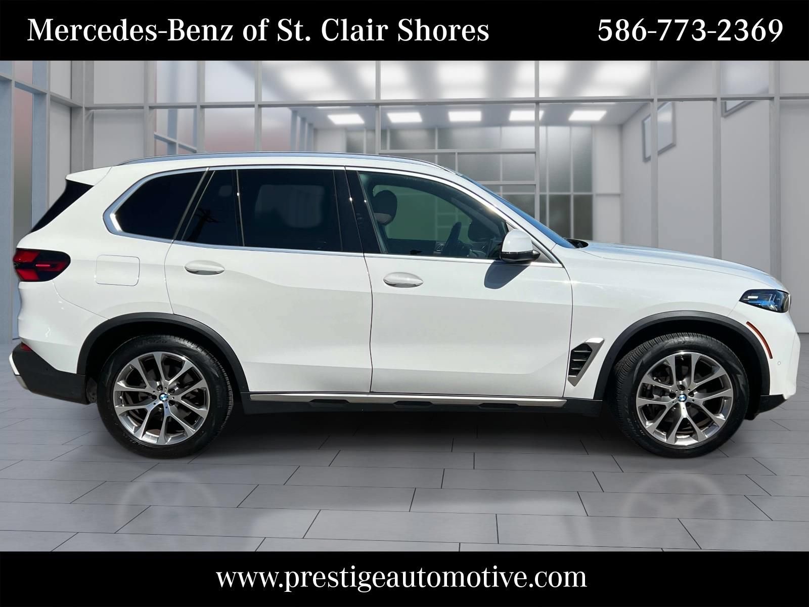 Used 2024 BMW X5 xDrive40i w/ Premium Package AWD/4WD image 7