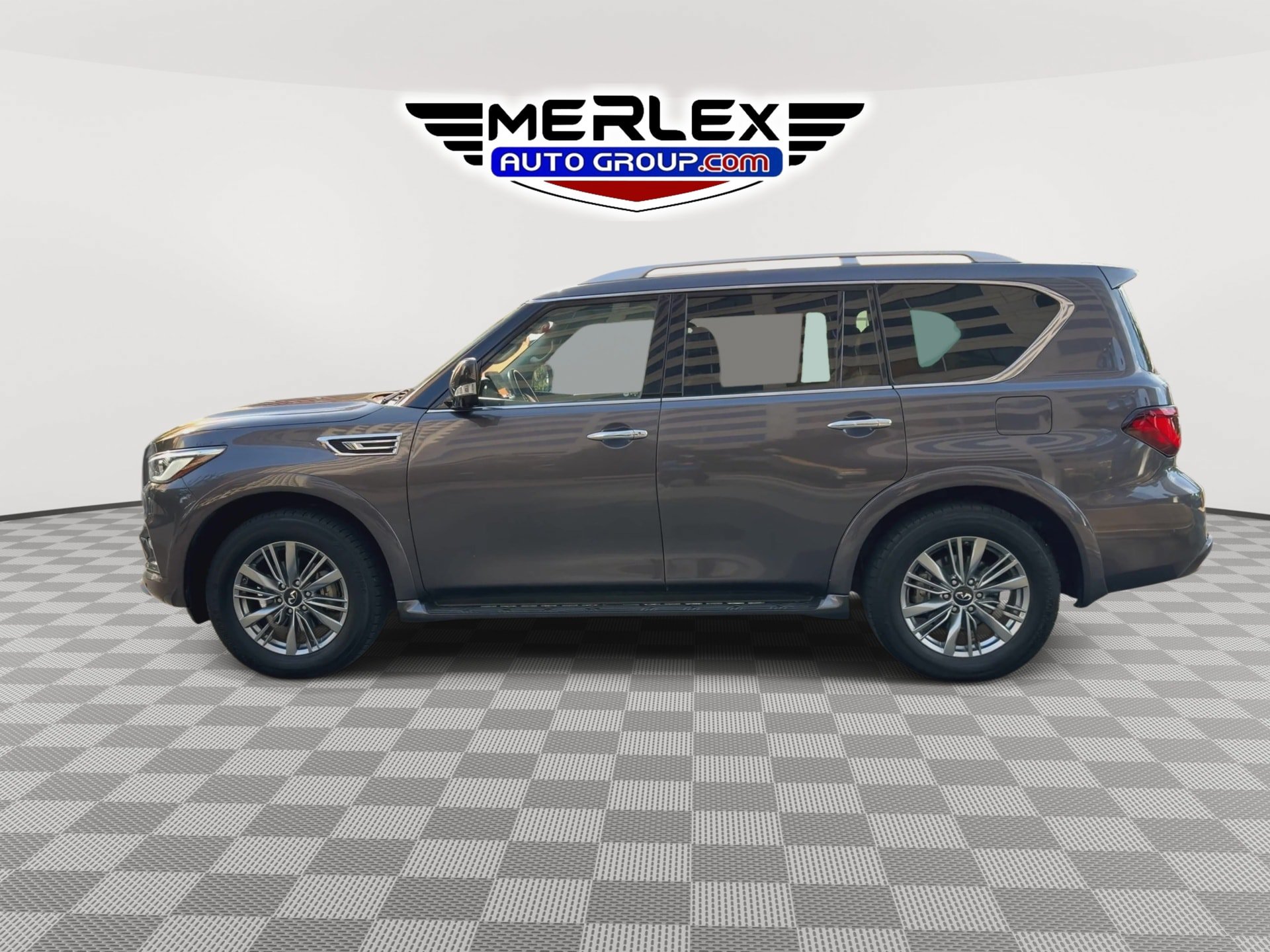 Used 2022 INFINITI QX80 Luxe AWD/4WD image 5