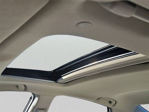 Certified 2023 Honda Accord EX image 15