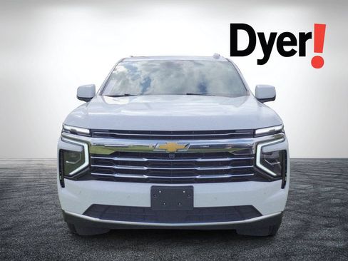 Certified 2025 Chevrolet Suburban LT AWD/4WD image 9