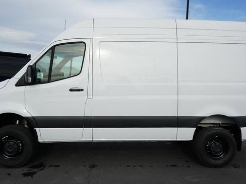 New 2025 Mercedes-Benz Sprinter 2500 image 4