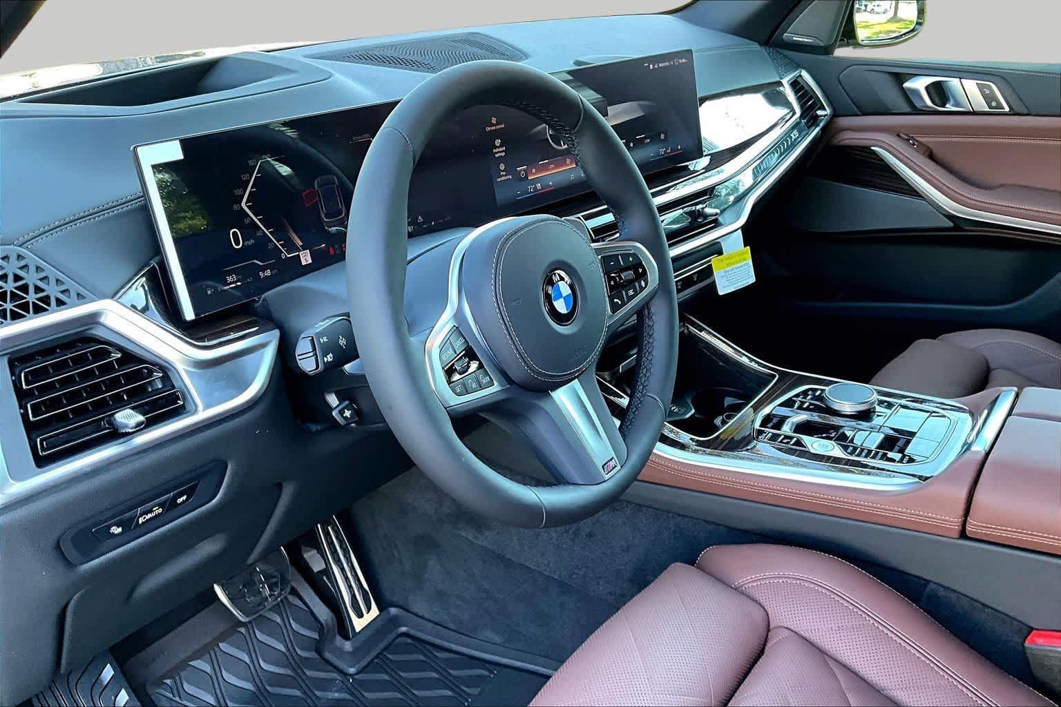 Used 2026 BMW X5 sDrive40i w/ M Sport Package RWD image 8