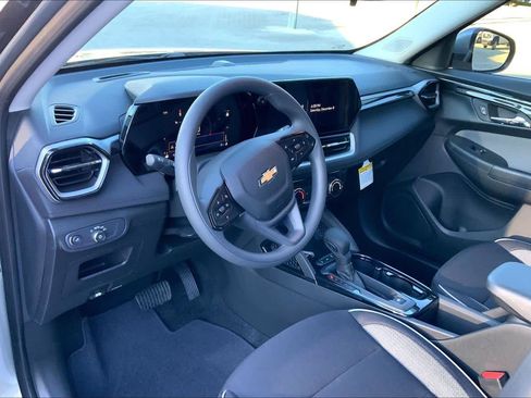 New 2026 Chevrolet TrailBlazer LT image 8