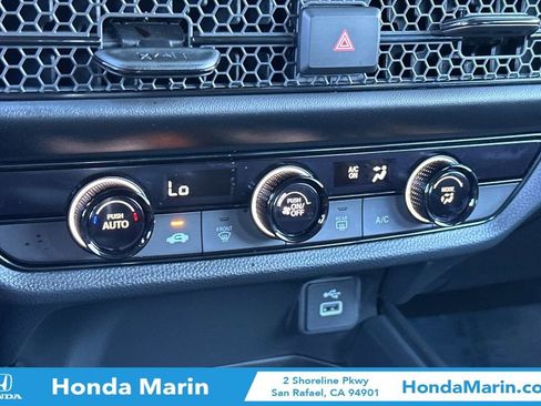 Certified 2025 Honda HR-V LX image 25
