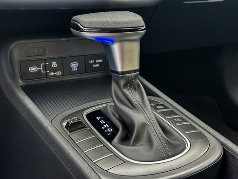 New 2026 Hyundai Kona SE image 15