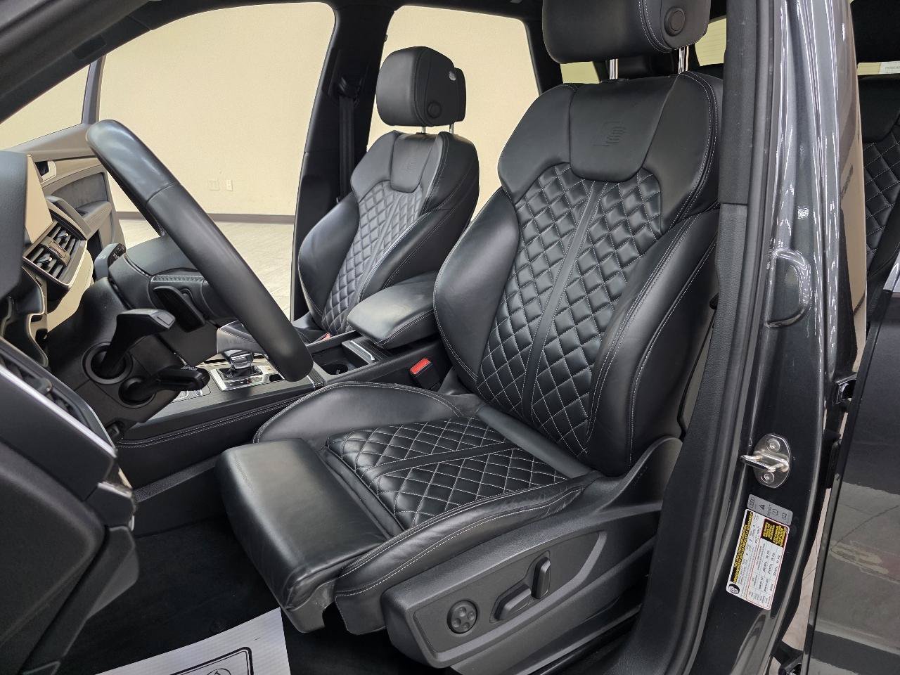 Used 2020 Audi SQ5 Prestige w/ Prestige Package AWD/4WD image 18