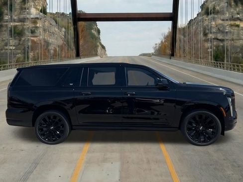 New 2026 Cadillac Escalade ESV Platinum Sport w/ LPO, ONYX Package AWD/4WD image 13