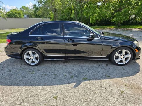 Used 2011 Mercedes-Benz C 300 C 300 Luxury 4dr Sedan image 4
