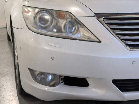 Used 2011 Lexus LS 460 AWD w/ Comfort Pkg image 50