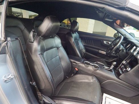 Used 2020 Ford Mustang Premium RWD image 22