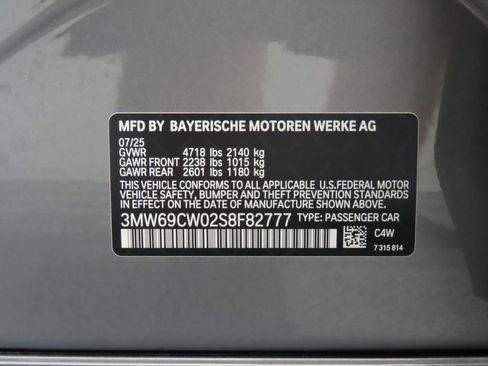 Used 2025 BMW 330i Sedan w/ Convenience Package RWD image 34