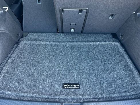 New 2026 Volkswagen GTI SE image 13