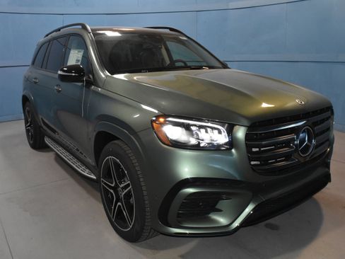 New 2026 Mercedes-Benz GLS 450 4MATIC image 1