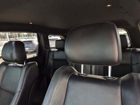 Used 2020 Jeep Grand Cherokee Altitude image 24