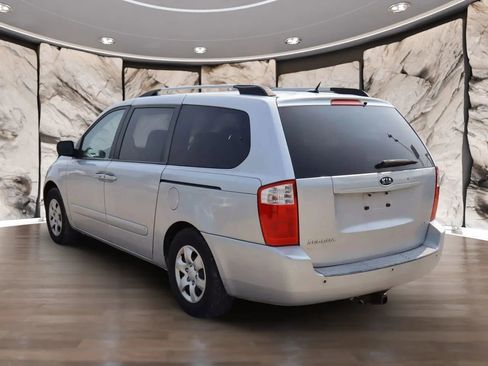 Used 2009 Kia Sedona LX w/ PWR Pkg image 7
