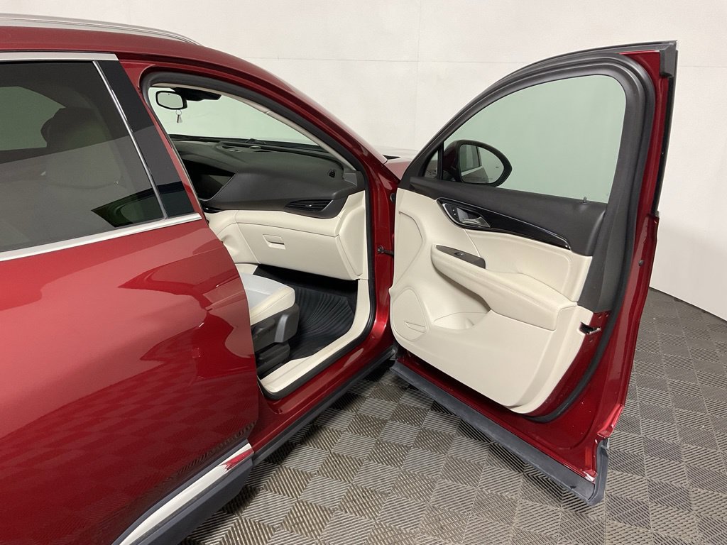 Used 2022 Buick Envision Preferred FWD image 35