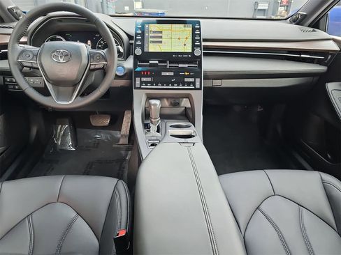 Used 2021 Toyota Avalon XLE w/ Carpet Mat Package (TMS) image 14