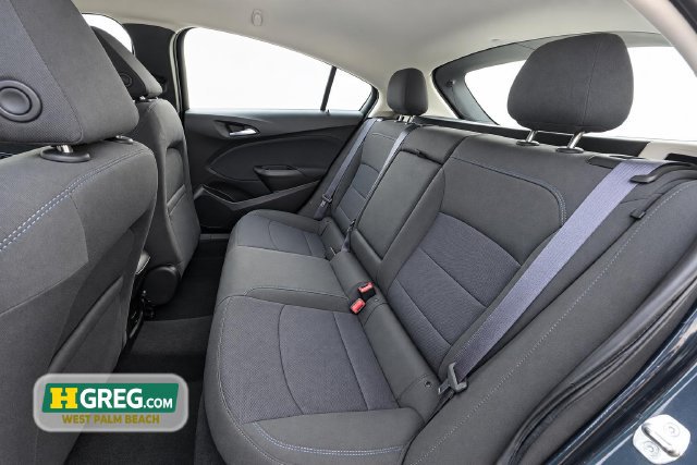 Used 2017 Chevrolet Cruze LT w/ Convenience Package FWD image 12
