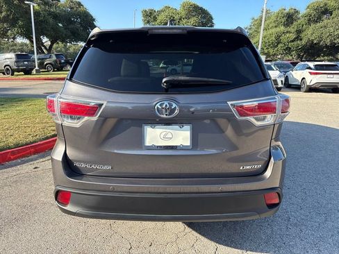 Used 2015 Toyota Highlander Limited FWD image 4