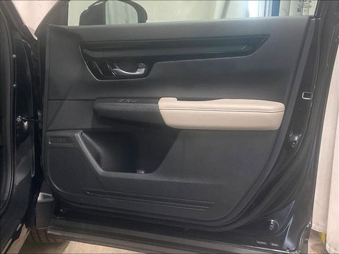 Used 2025 Honda CR-V EX-L image 12