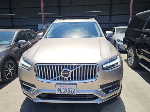 Used 2024 Volvo XC90 T8 Ultimate w/ Protection Package Premier AWD/4WD image 2