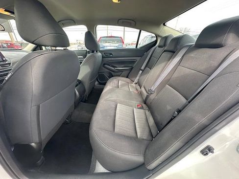 Used 2023 Nissan Altima 2.5 SV image 21