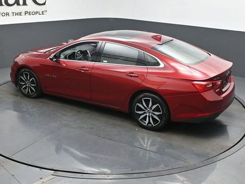 Used 2018 Chevrolet Malibu LT w/ Leather Package FWD image 40