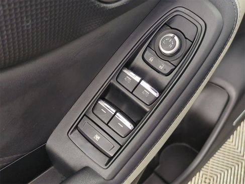 Used 2024 Subaru Forester Limited image 24