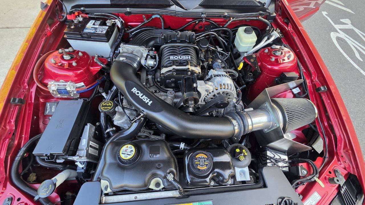 Used 2006 Ford Mustang GT Premium RWD image 11