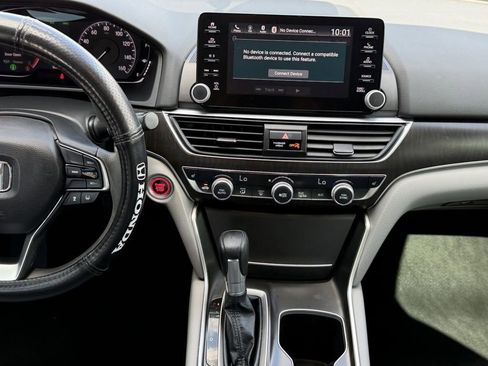Used 2020 Honda Accord EX image 16