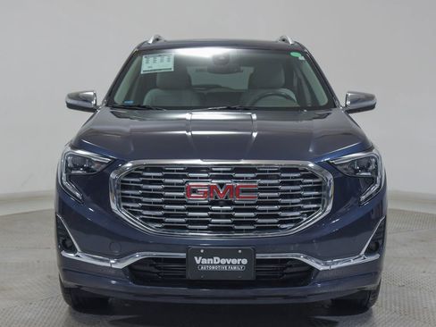 Used 2018 GMC Terrain Denali w/ Advanced Safety Package AWD/4WD image 5