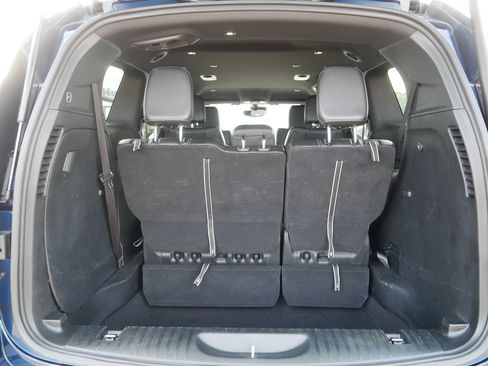 Used 2025 Chrysler Pacifica Select FWD image 18