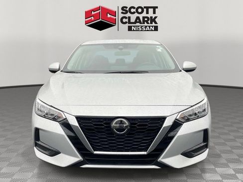 Used 2023 Nissan Sentra SV FWD image 2