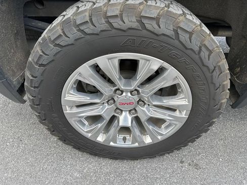 Used 2022 GMC Sierra 1500 Denali AWD/4WD image 10