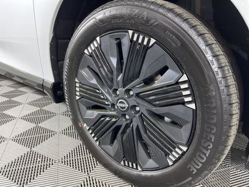New 2026 Nissan Murano Platinum AWD/4WD image 15
